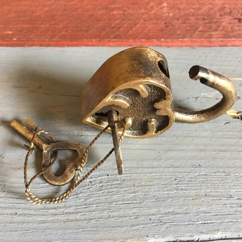 Ornate Heart Lock, Solid Brass With Antique Finish And Two Keys, 2” X 1.25” image 3
