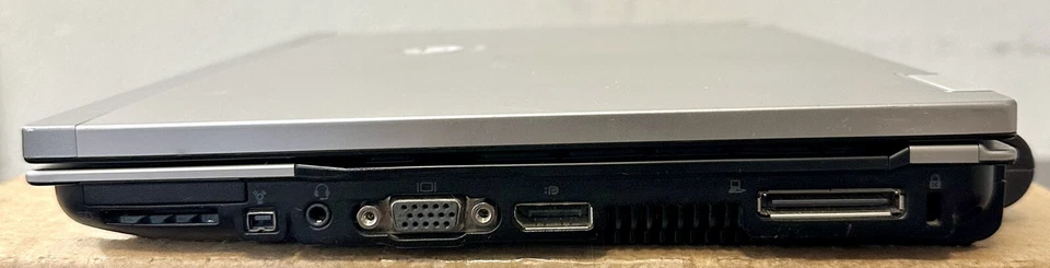 Computadora portátil HP EliteBook 2540p 2,13 GHz Core i7 640LM 2 GB 250 GB DVD+/-RW Foto 4 de 4