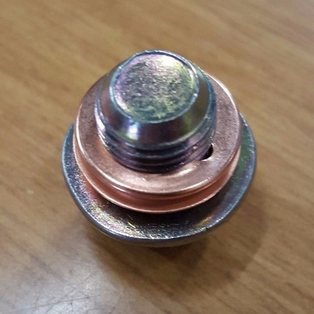 OEM Genuine Nissan Factory Oil Drain Plug With Crush Washer for sale