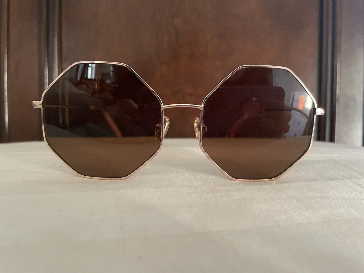Tiffany & Co. TF3077 Sunglasses Gold Metal Frame Brown Gradient Lens Sunglasses Tiffany TF 3077 (60213B) TF3077 Woman | Free  main image 4