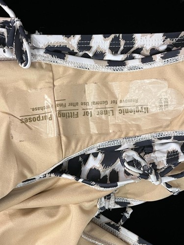 NWT Old Navy Leopard Print Ruched Bodice Bandeau Cutout 1-Pc Swimsuit XL (14) - Picture 11 of 15