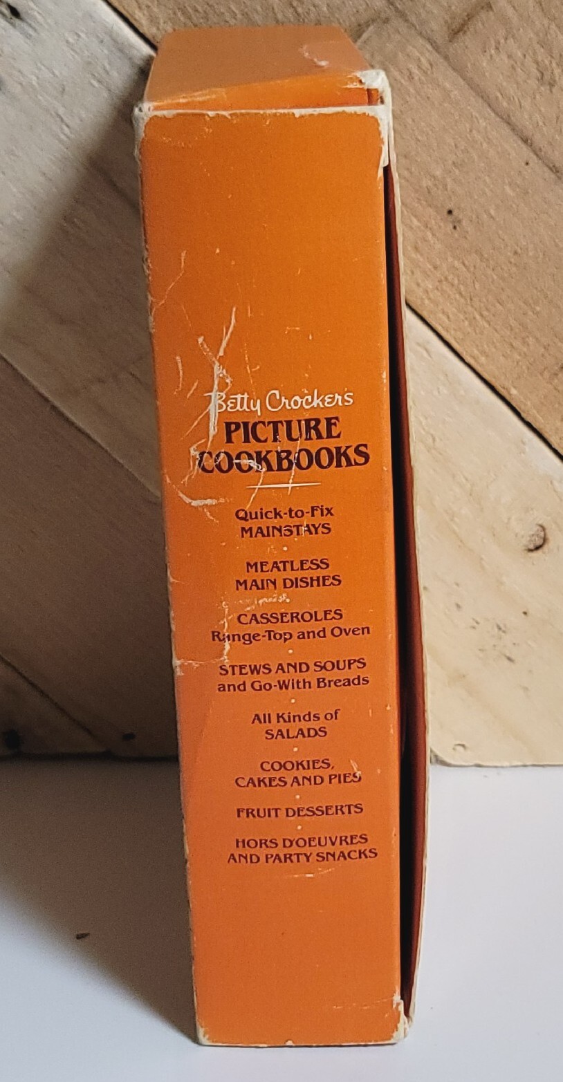 Betty Crocker's Picture Cookbooks, 7 Book Boxed Set Golden 1982 | eBay