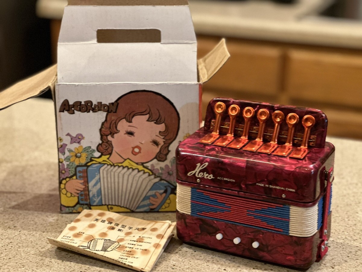 Hero Toy Accordion In Original Box UC102 W/Instructions ~ Vintage