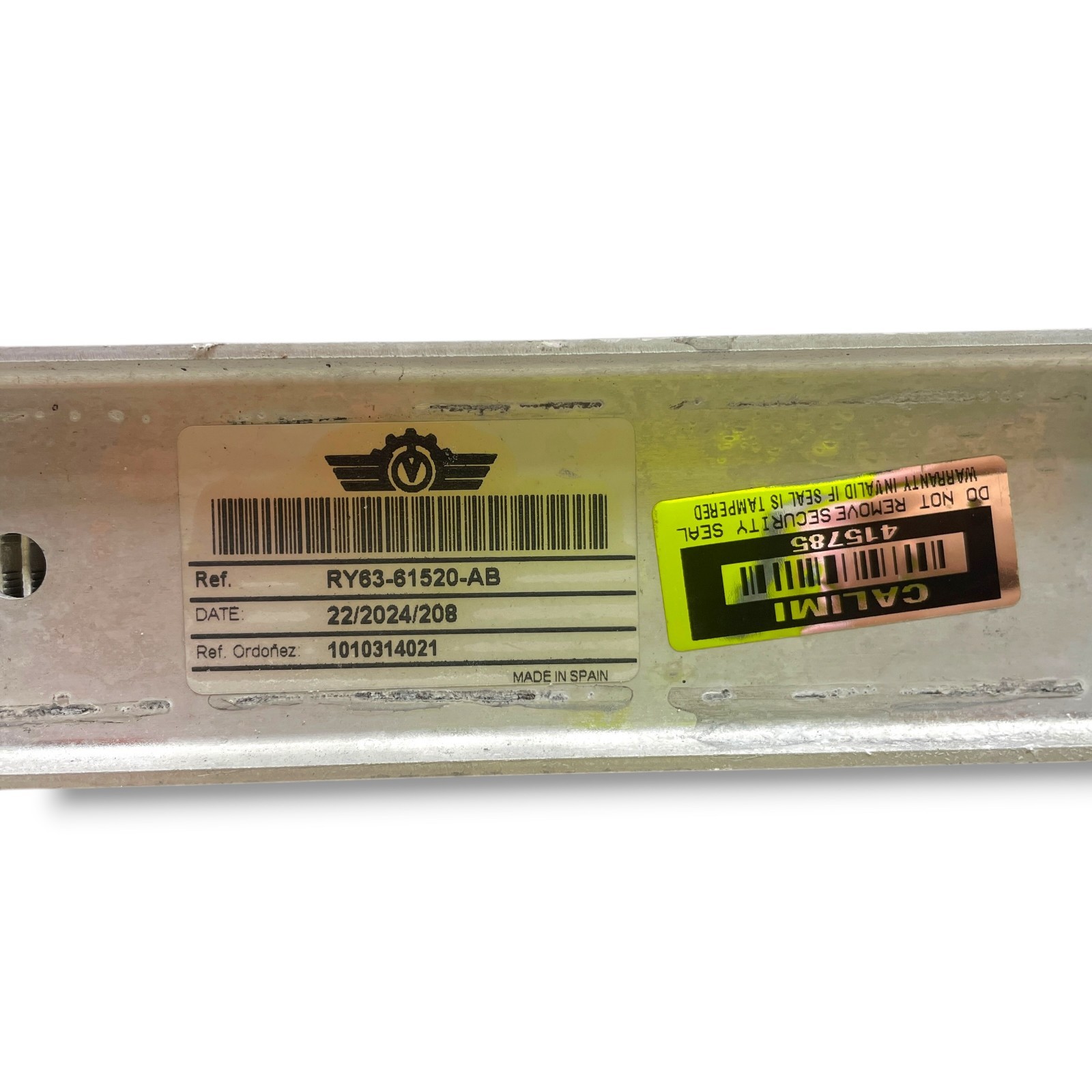 Aston Martin DB12 Volante 2024 Coolant main radiator 4.0L OEM RY63-61520-AB