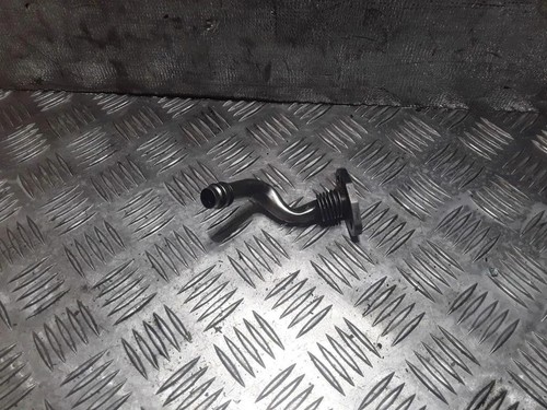 AUDI A3 Sportback 8PA Turbinenschmierrohr 03G145736F 2.00 Diesel 103kw 33832224