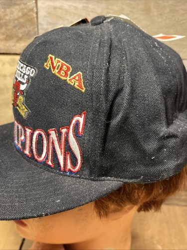 Vintage Chicago Bulls 1997 Championship Snapback Hat Locker Room Cap Logo NWT - Picture 6 of 16
