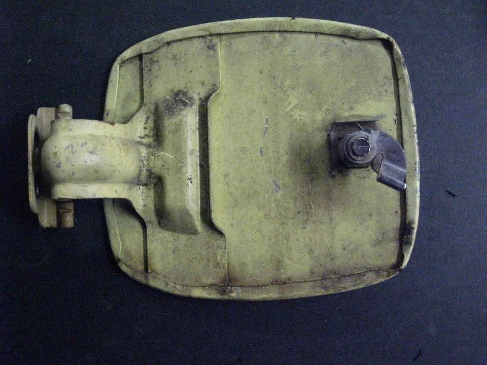 Datsun 510 gas fuel door - Image 3 of 3