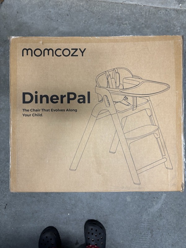 Momcozy Highchair