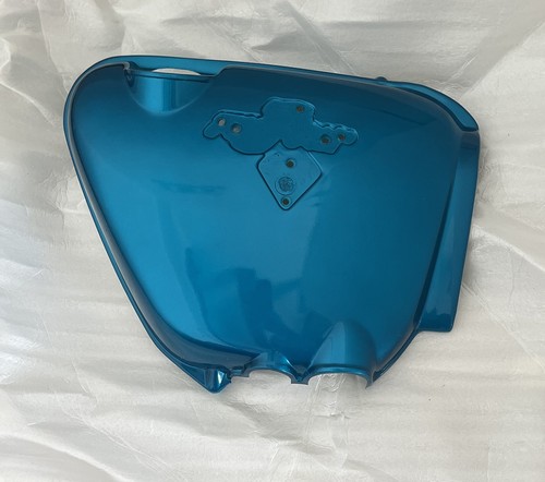 Cache Latéral Droit Neuf Pour Honda CB750 Four K1, K2, K6 | Référence 83700-341-701OCC1 | Pièce D'Origine