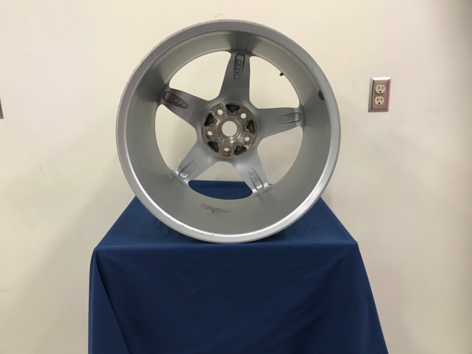 Ferrari 360 Modena Factory OEM Rear Wheel Rim 18"