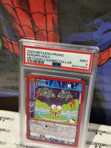 Tarjeta Promocional SDCC 2023 MetaZoo x Hello Kitty Sanrio Keroppi Holo PSA COMO NUEVA 9 - Imagen 2 de 3