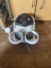 Meta Quest 2 Virtual Reality Headset