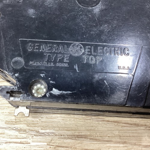 GENERAL ELECTRIC 40 AMP 2 POLE TYPE TQP CIRCUIT BREAKER #816PT157*CO - Picture 4 of 6