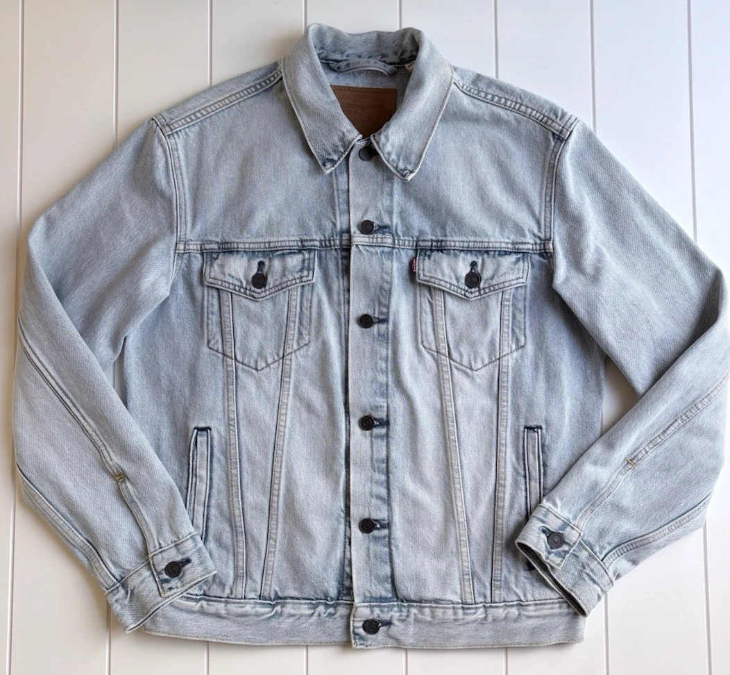 Levi's 100% Cotton Denim Trucker Jacket Light Wash Jean Mens M Classic Casual