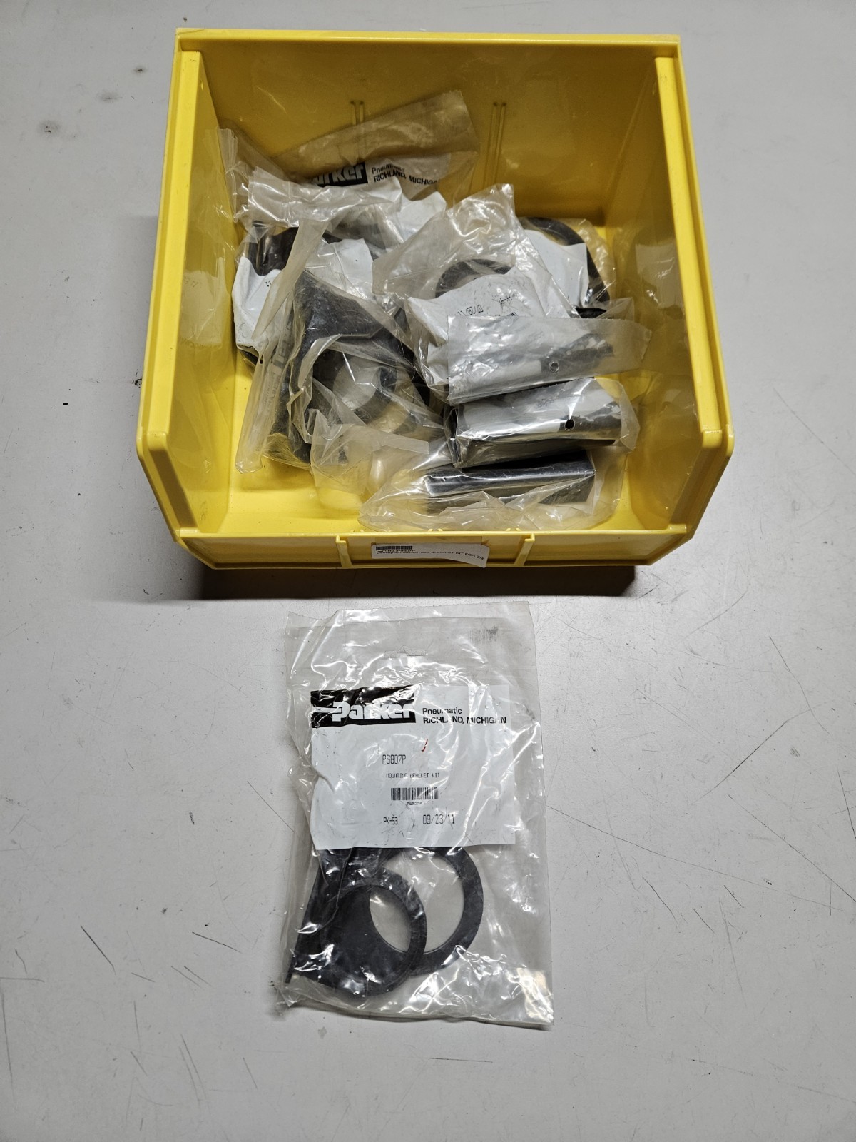 Parker Mounting Bracket (PS807P)