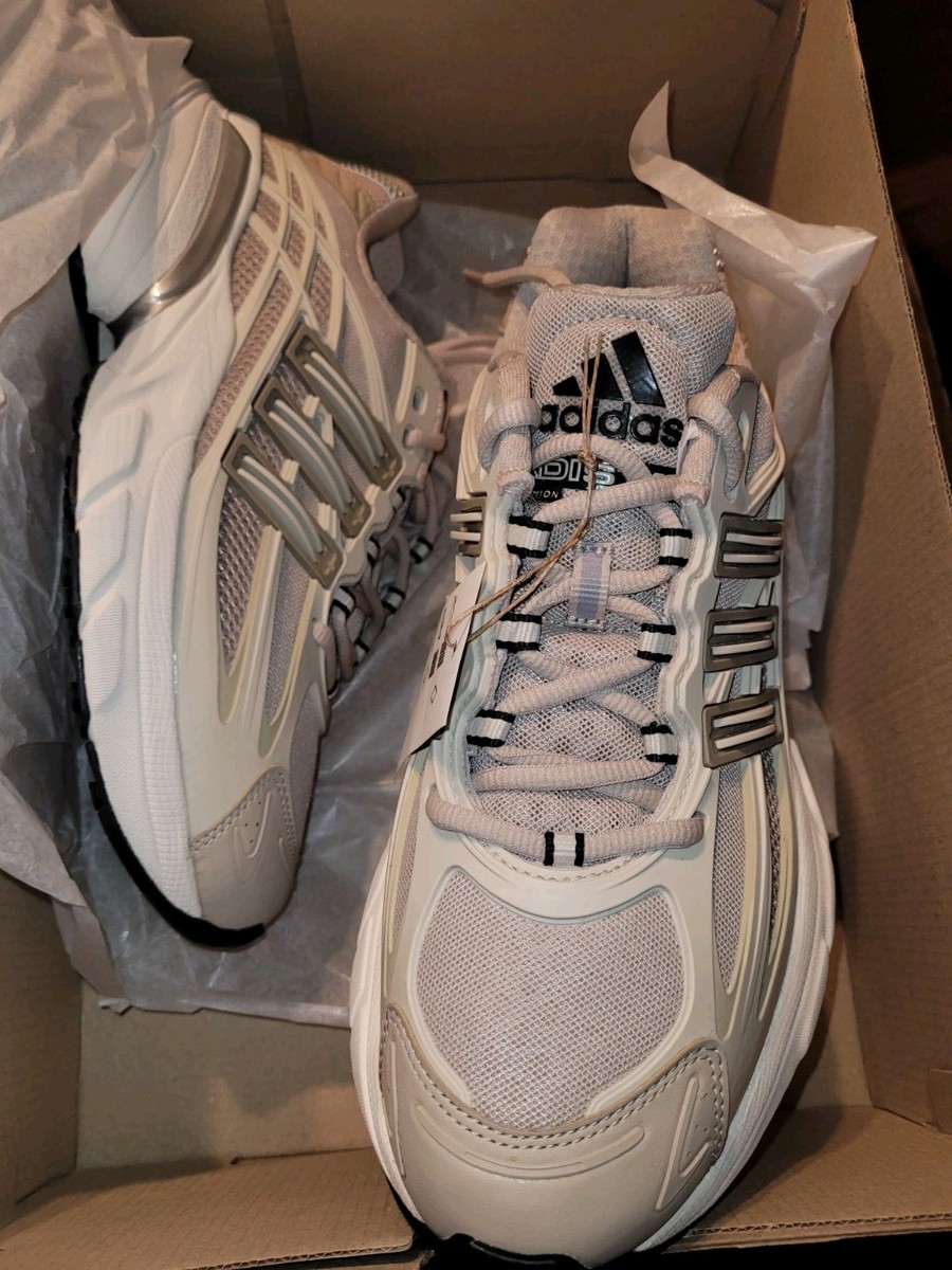 Adidas adistar XLG 2.0 Size 8.5 MENS Alumina/Wonder Beige/Off
