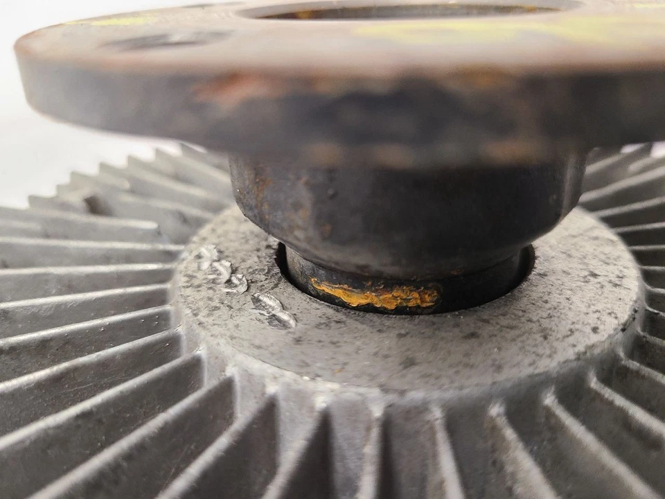 2008 09 10 11 12 13 14 15 16 17 18 19 20 21 2022 NISSAN SEQUOIA Fan Blade Foto 3 de 4