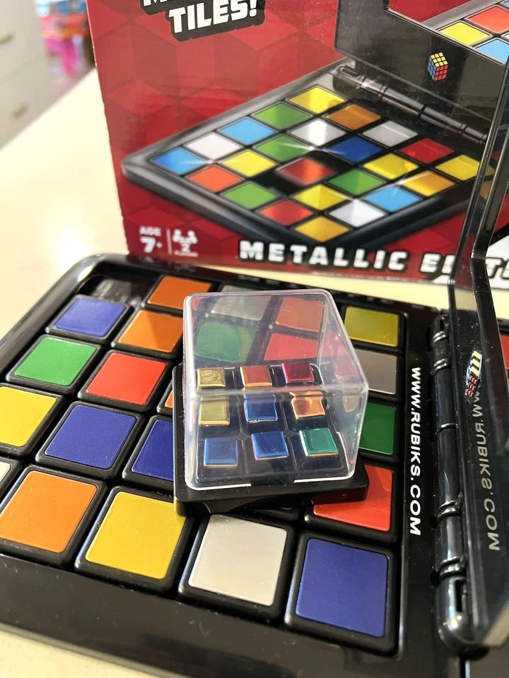 Genuine Rubik's Race Metallic Edition Strategy Game - Spin Master 2021 - Image 4 of 4