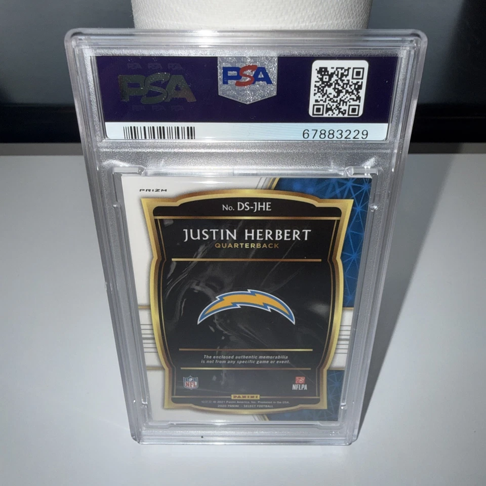 Select Draft Selections Mem 2020. Justin Herbert, Red Prizm RC, #DS-JHE, PSA 9 Foto 2 de 4