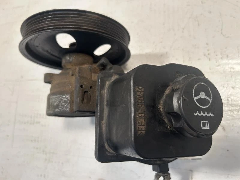 Насос/мотор гидроусилителя руля 2004 2005 2006 2007 2008 ISUZU ASCENDER 4.2 - Изображение 2 из 2