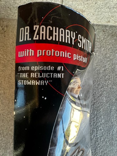 Lost in Space 1998 Trendmasters Dr. Zachary Smith 9" Action Figure Limited /1200 - Picture 3 of 8