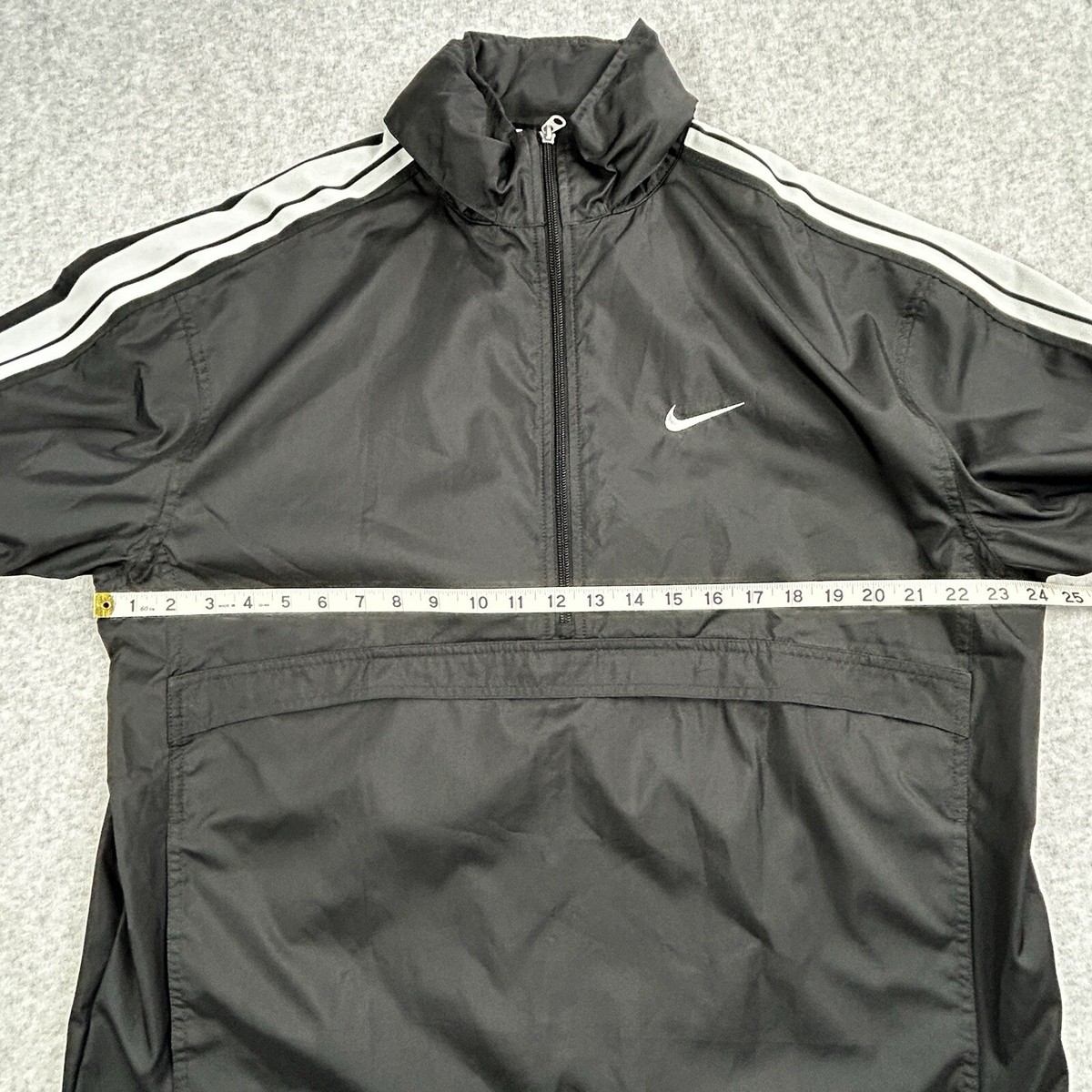 Nike Windbreaker Jacket Mens M Black White 1/4 Zip Hood Vented