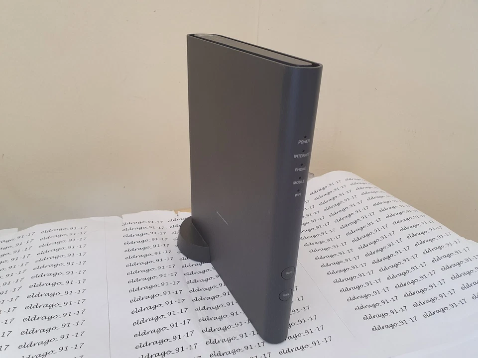 Modem Router VODAFONE Wifi 6 Station 8 antenne 2000 Mega Fibra FTTH - Immagine 2 di 3