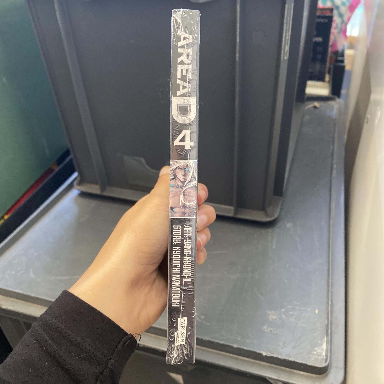 Thumbnail - Area D 4 Von Kyouichi Nanatsuki Und Yang Kyung-il (2014, Taschenbuch),