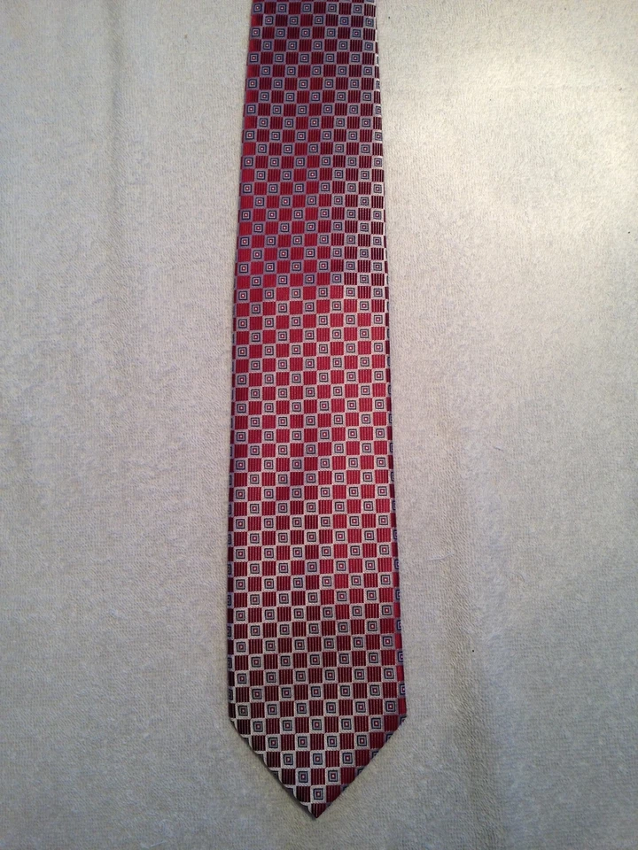 CONVINGTON МУЖСКОЙ ГАЛСТУК 3,5 X 58 КРАСНЫЙ С КВАДРАТНЫМ БЕЛЫМ СЕРЕБРЯНЫМ УЗОРОМ - Изображение 2 из 4