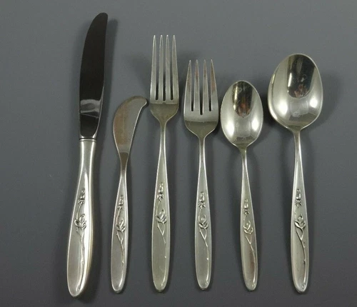 Rose Solitaire by Towle Sterling Silver Flatware Set For 8 Service 51 Pieces