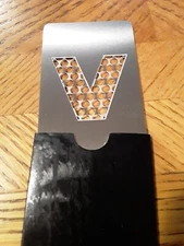 Tobacco Grinder Card! Zinc Alloy Large V!