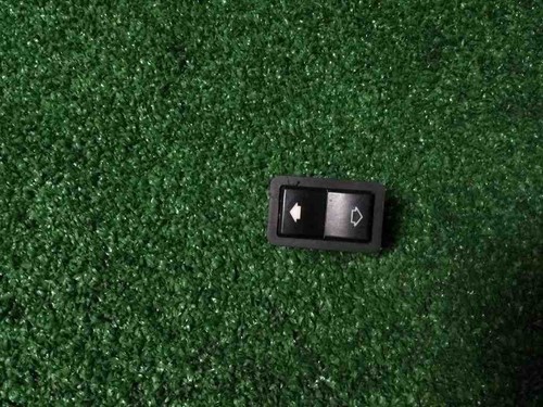 BMW 5 E39 Schalter für Fensterheber hinten links 8368974 2.80 Petrol 32497917