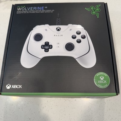 Razer Wolverine V2 Chroma Controller for Xbox One/Series S/X - White With Cable