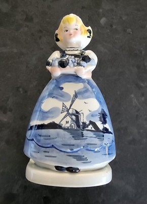 VNTG Delftware Dutch Girl Letter/Napkin Holder: 1950s Arnart Japan Collectible