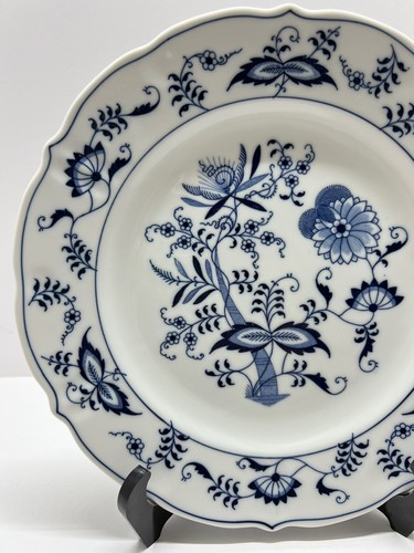Piatto da cena vintage blu Danubio blu cipolla 10 3/8", francobollo striscione Giappone - Foto 3 di 6