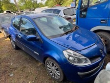 RENAULT CLIO MK3 2005-12 1.5 DCi REAR AXLE *BREAKING SPARES*
