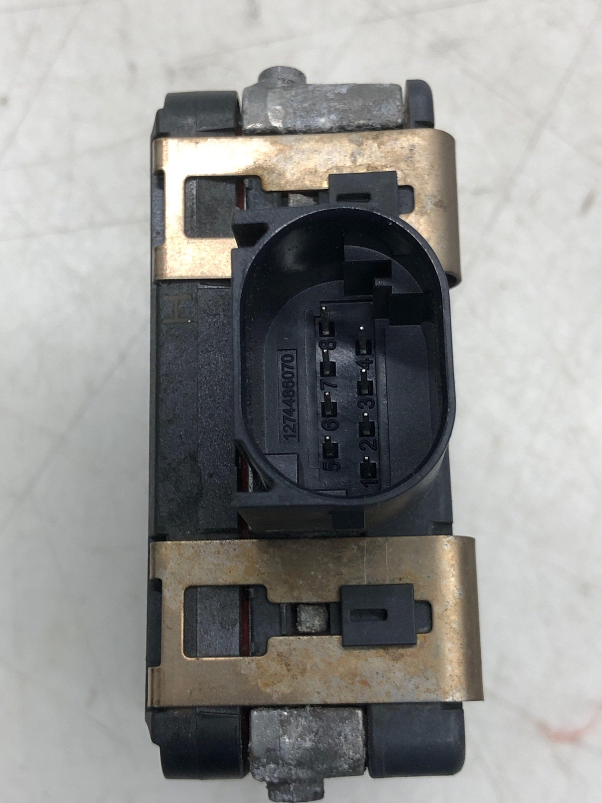 2016-2020 BENTLEY BENTAYGA LEFT REAR BLIND SPOT LANE CHANGE ASSIST SENSOR MODULE