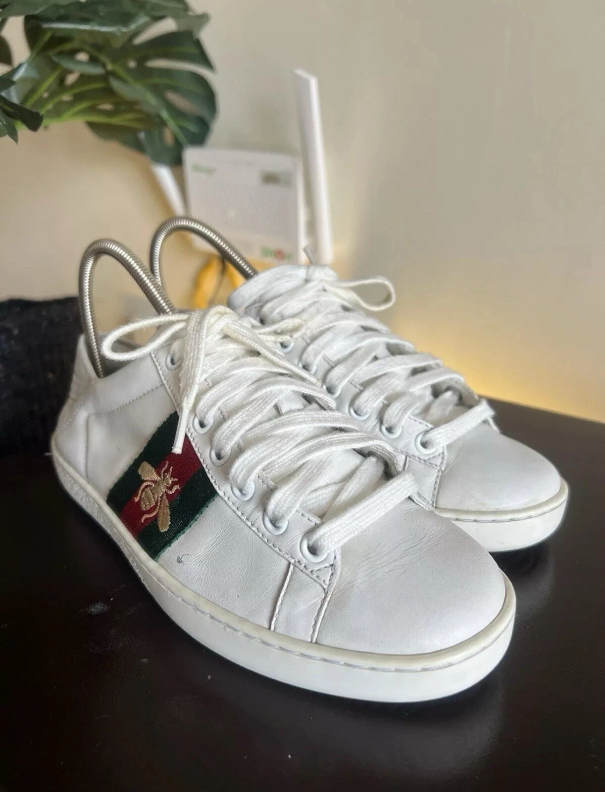 Baskets à lacets femme Gucci Ace brodé en cuir d'abeille comme US 3,5    EU 34,5