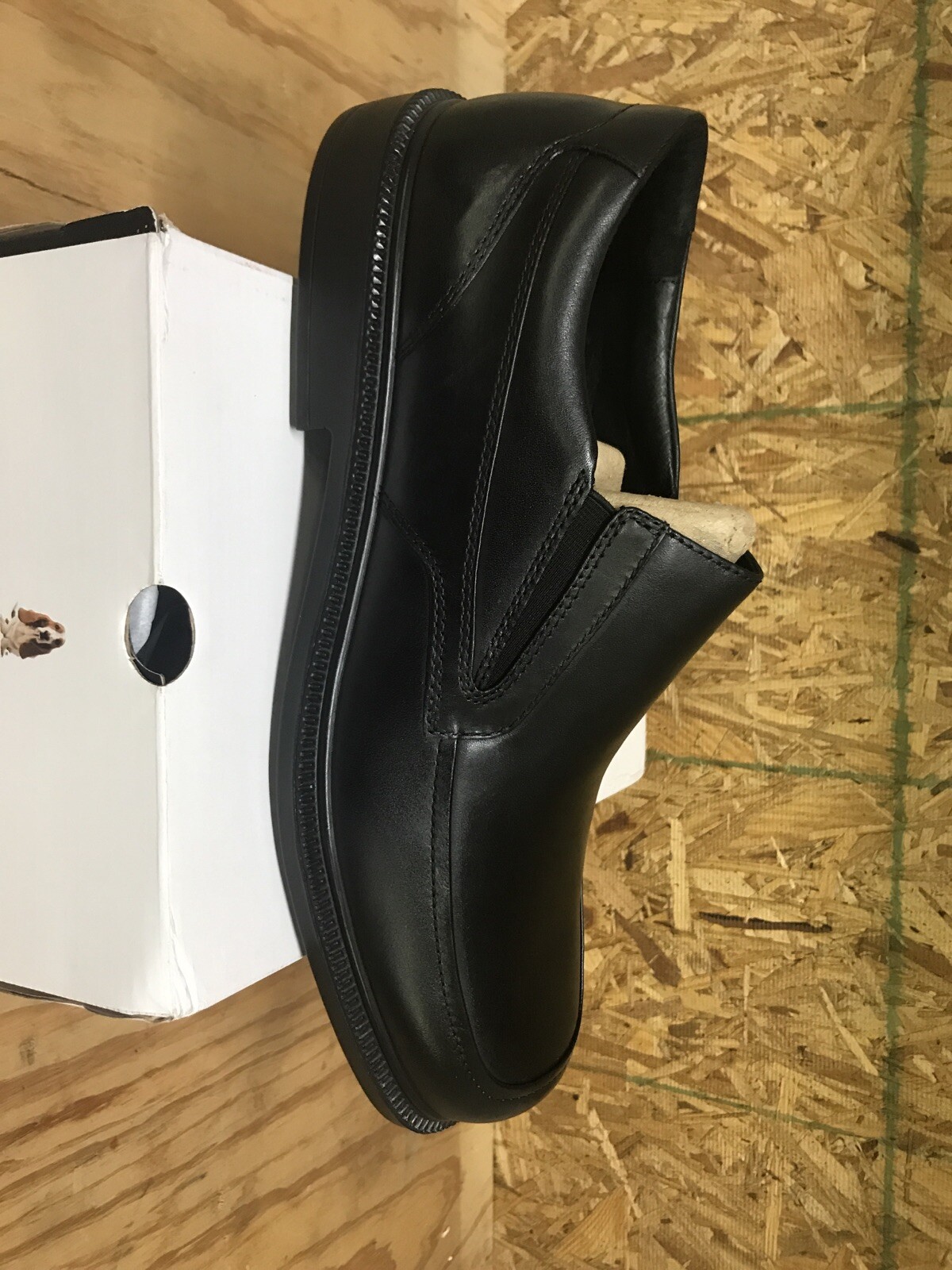 hush puppies leverage