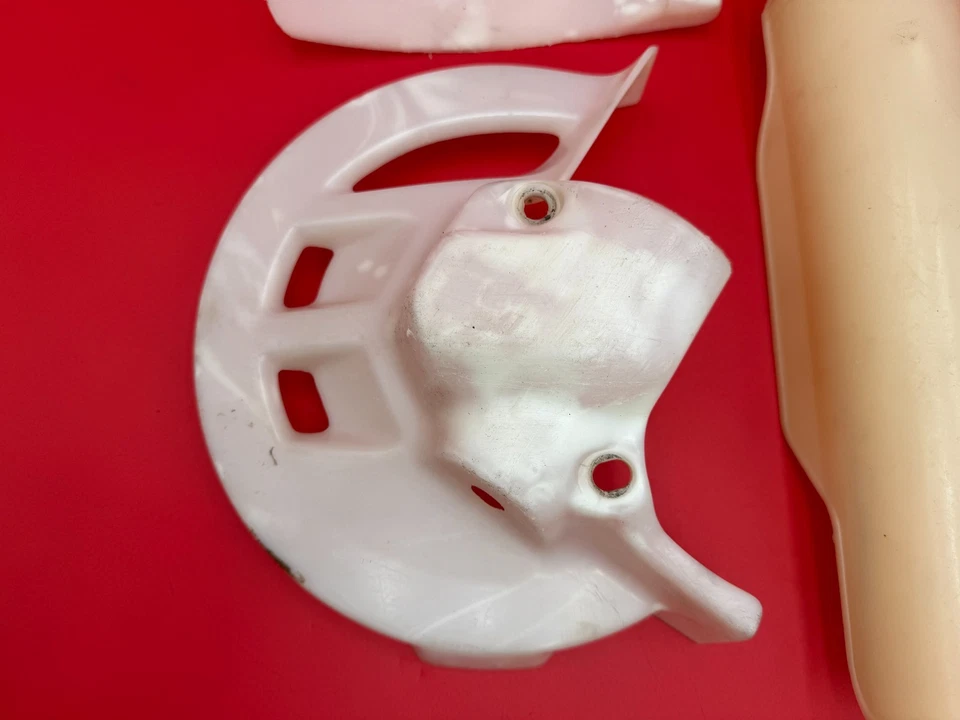 Honda CR125R 1997 OEM передняя вилка предохранители протектор пластиковая решетка радиатор крышка - Изображение 2 из 4