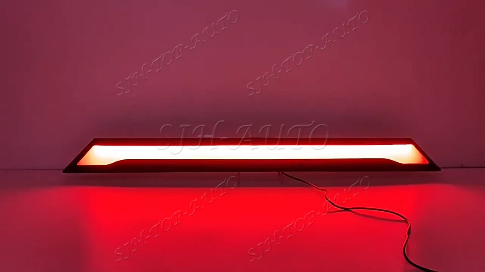 Luz de freno LED para puerta trasera maletero coche para Toyota Sequoia SUV 2023-2026 Foto 3 de 4