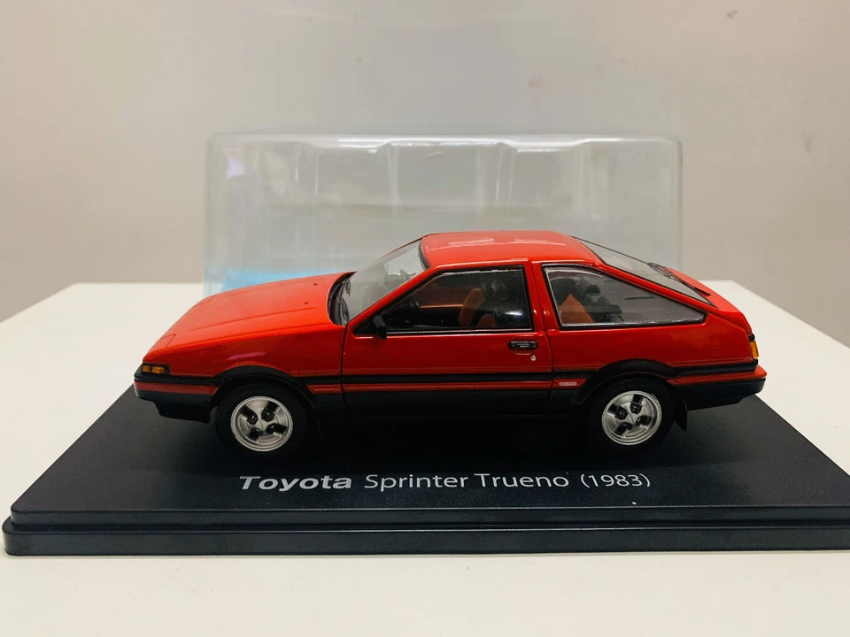 Toyota Sprinter Trueno 1983 2 Open Door 1:24 Scale Die-Cast Model Car New in Box - Image 3 of 4