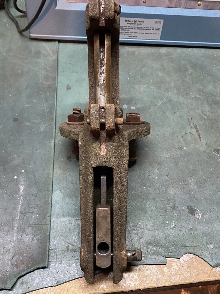 Prensa de recarga Pacific Upstroke de colección patente 1933940 hierro fundido Foto 3 de 4