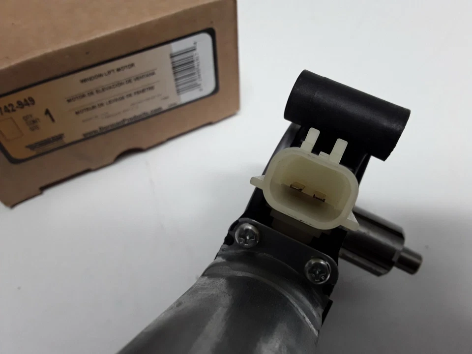 Motor de ventana eléctrica delantero/trasero-derecho Dorman para Chrysler PT Cruiser 2004,2005 Foto 4 de 4