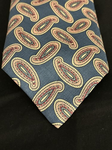 ABERCROMBIE & FITCH Handmade in USA 100% Silk Tie Mens Paisley Blues Pinks 54” - Picture 7 of 9
