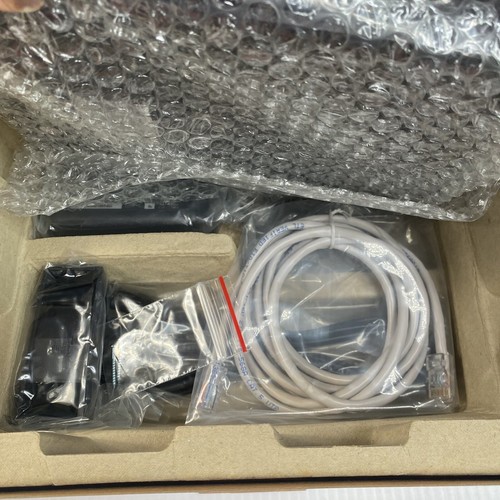 Commutateur 4 ports câble sans fil/DSL/Ethernet Toshiba WRC-1000 PA3227U-1ETC - Photo 9/10