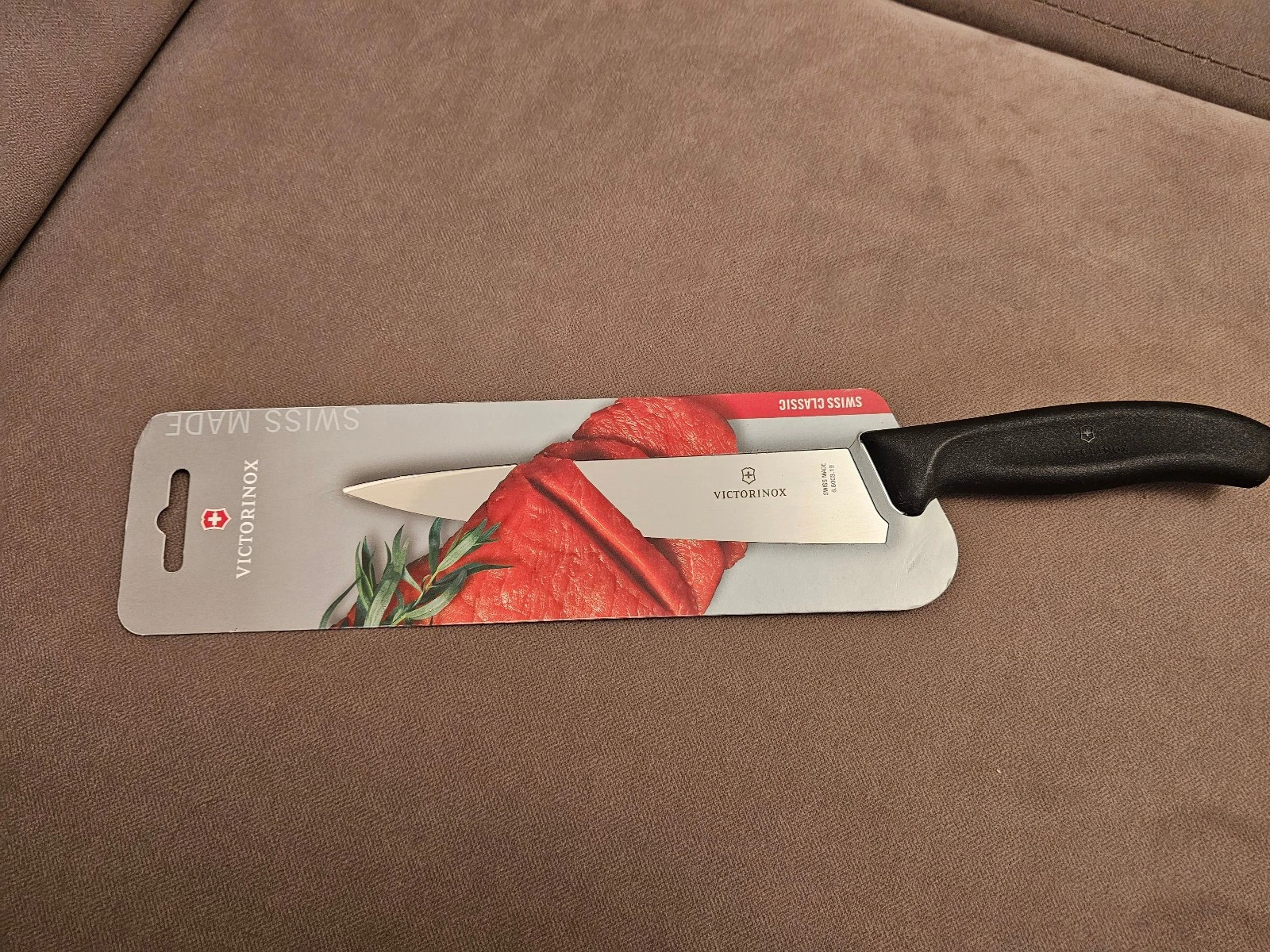 Victorinox 19cm Cooks & Chefs Carving Knife Fibrox Handle 6.8003.19B