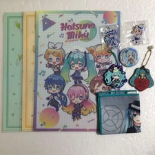 Hatsune Miku 9-piece goods set including strap, clear holder, badge,