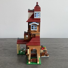 LEGO Harry Potter: The Burrow (4840) Building Set with Minifigures Retired 2010