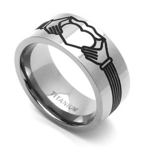 Men Women 9MM Comfort Fit Titanium Wedding Band Claddagh ...